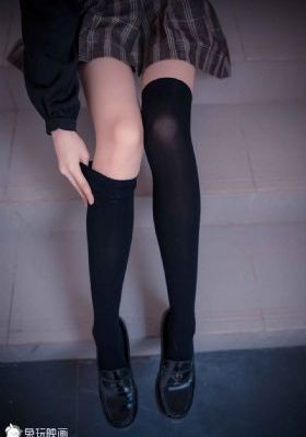 舞蹈憋尿惩罚_720全集免费播放