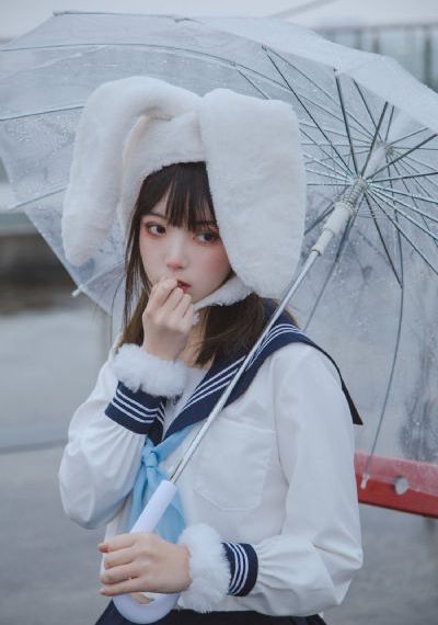 黄色小说小说_720日韩电影在线